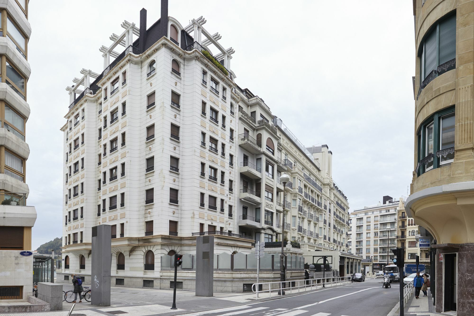 Zubiri Plaza Apartment By Feelfree Rentals Saint-Sébastien Extérieur photo