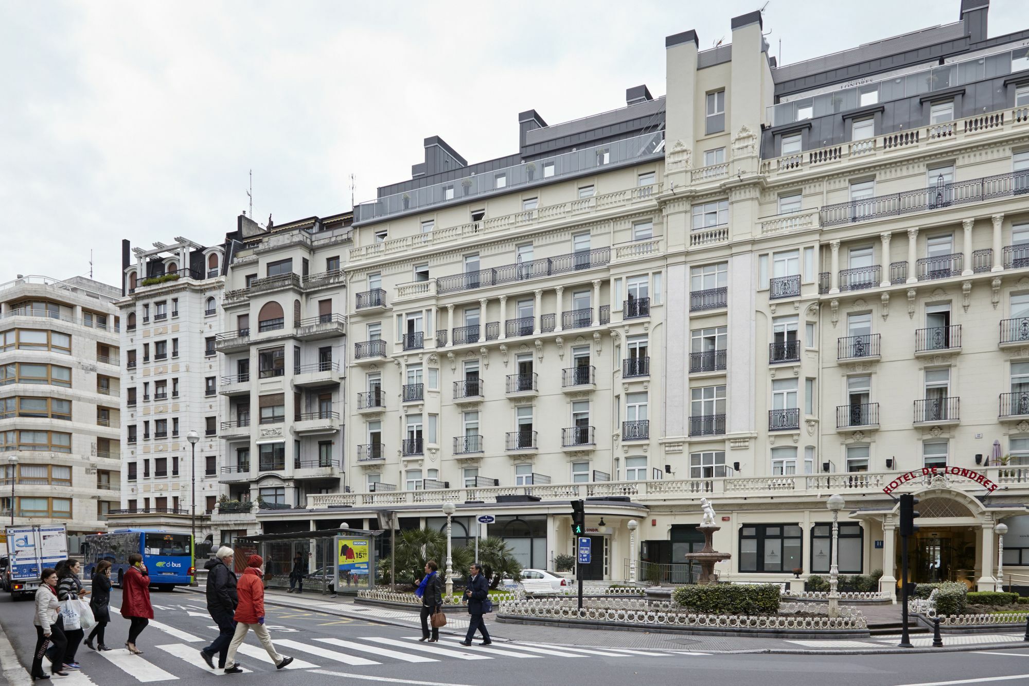 Zubiri Plaza Apartment By Feelfree Rentals Saint-Sébastien Extérieur photo